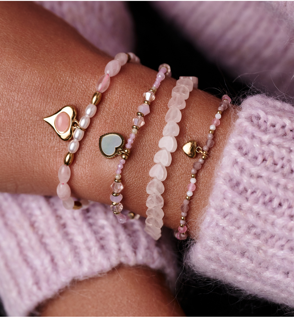 Bransoletka z różowymi kamieniami i sercem BSC2285