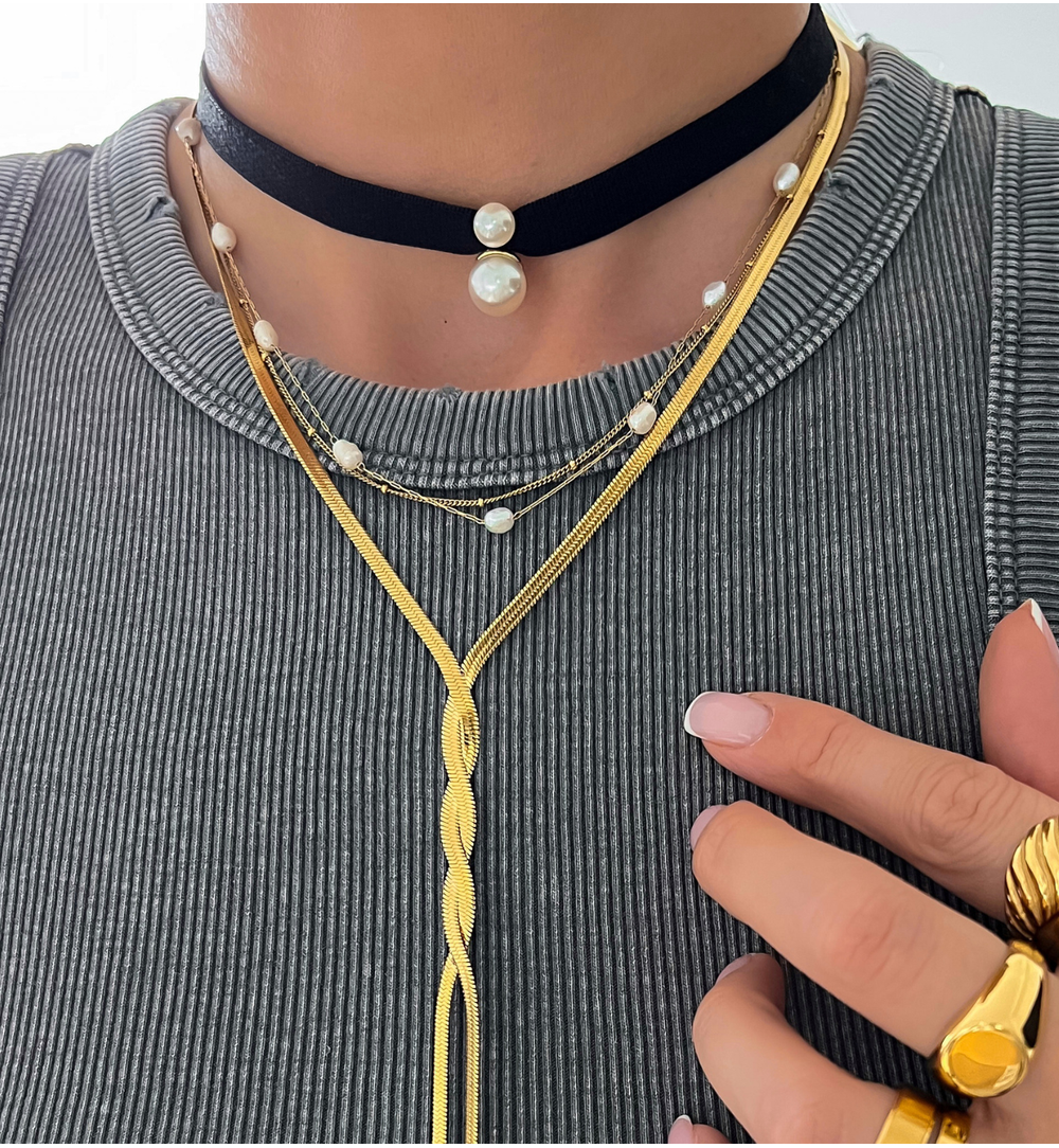 Choker czarny z tasiemką i perłami Energetic NS0170