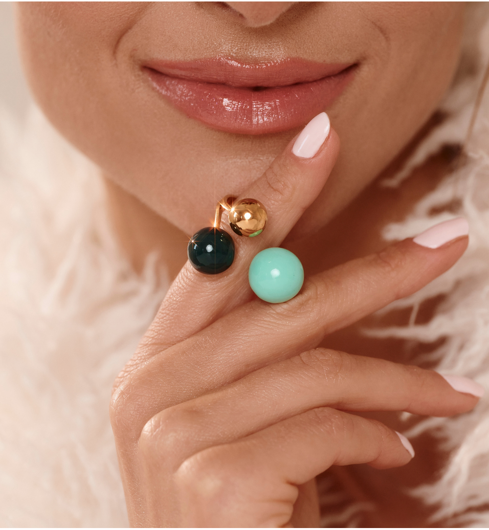 Pierścionek z kulkami w odcieniach mięty i butelkowej zieleni PSA1126