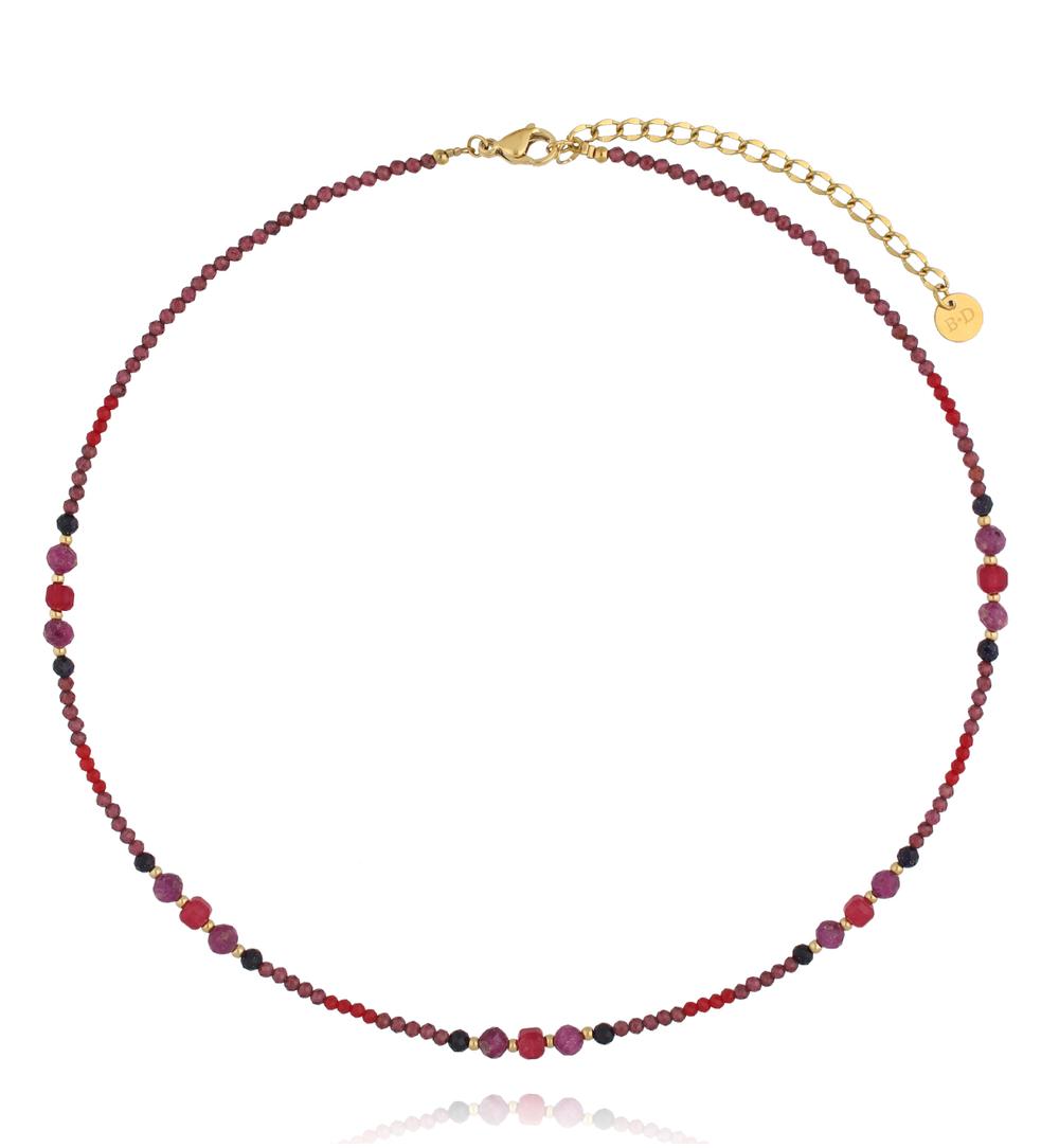 Naszyjnik bordowy z kamieniami naturalnymi NTW1579