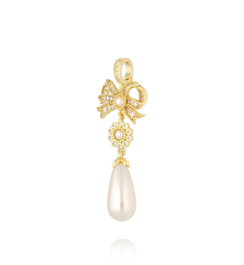 Charms złota kokardka z kryształkami i wiszącą perłą CHSS0036
