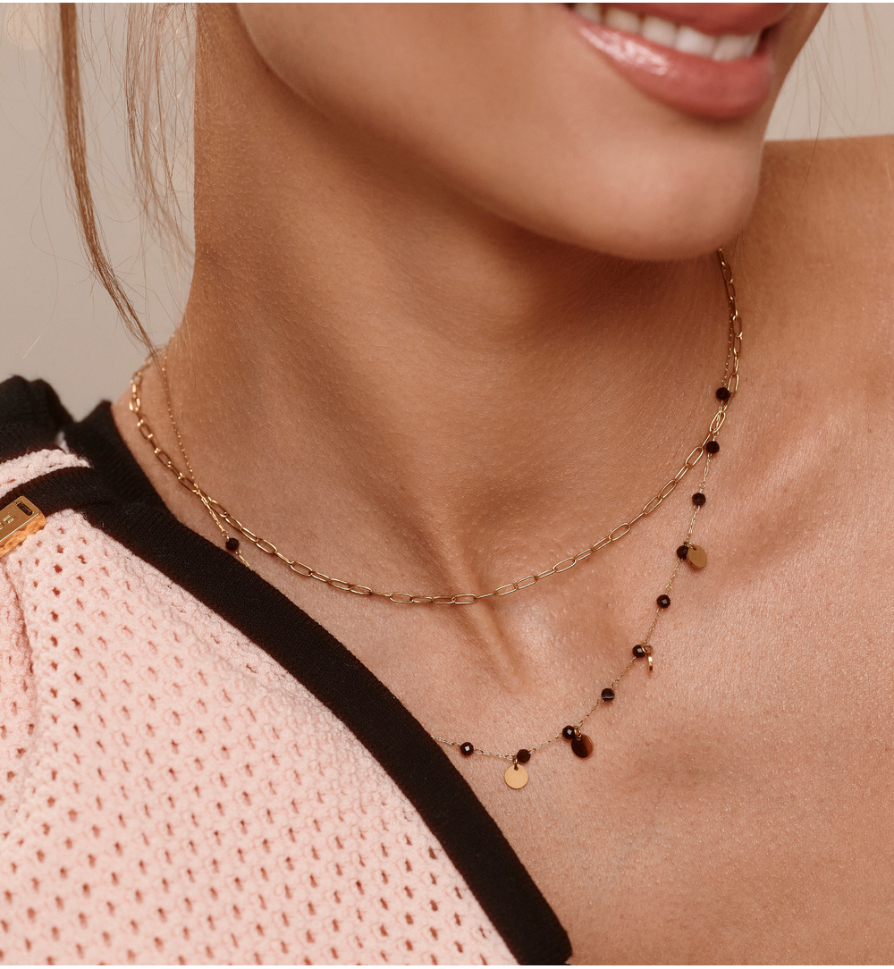 Naszyjnik warstwowy ze złoceniem i czarnym agatem NEA0097