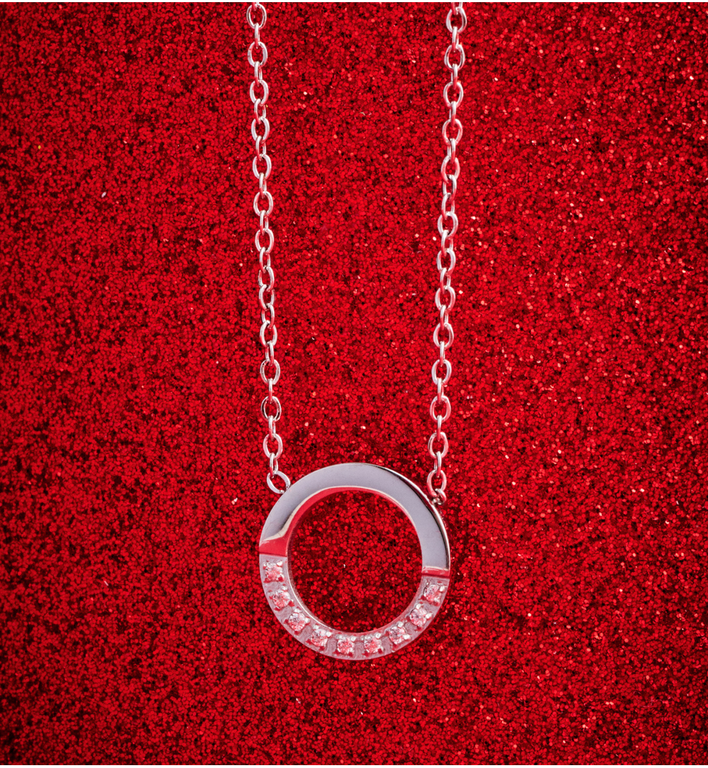 Naszyjnik srebrny z kółkiem wysadzanym cyrkoniami NSY0631