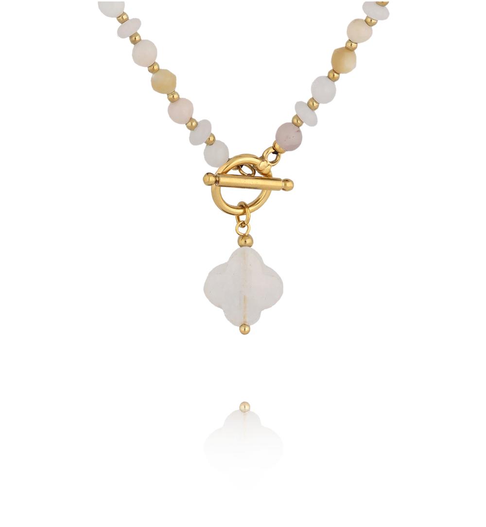 Naszyjnik z muszli i białego jadeitu z zawieszką koniczynki NPA1611