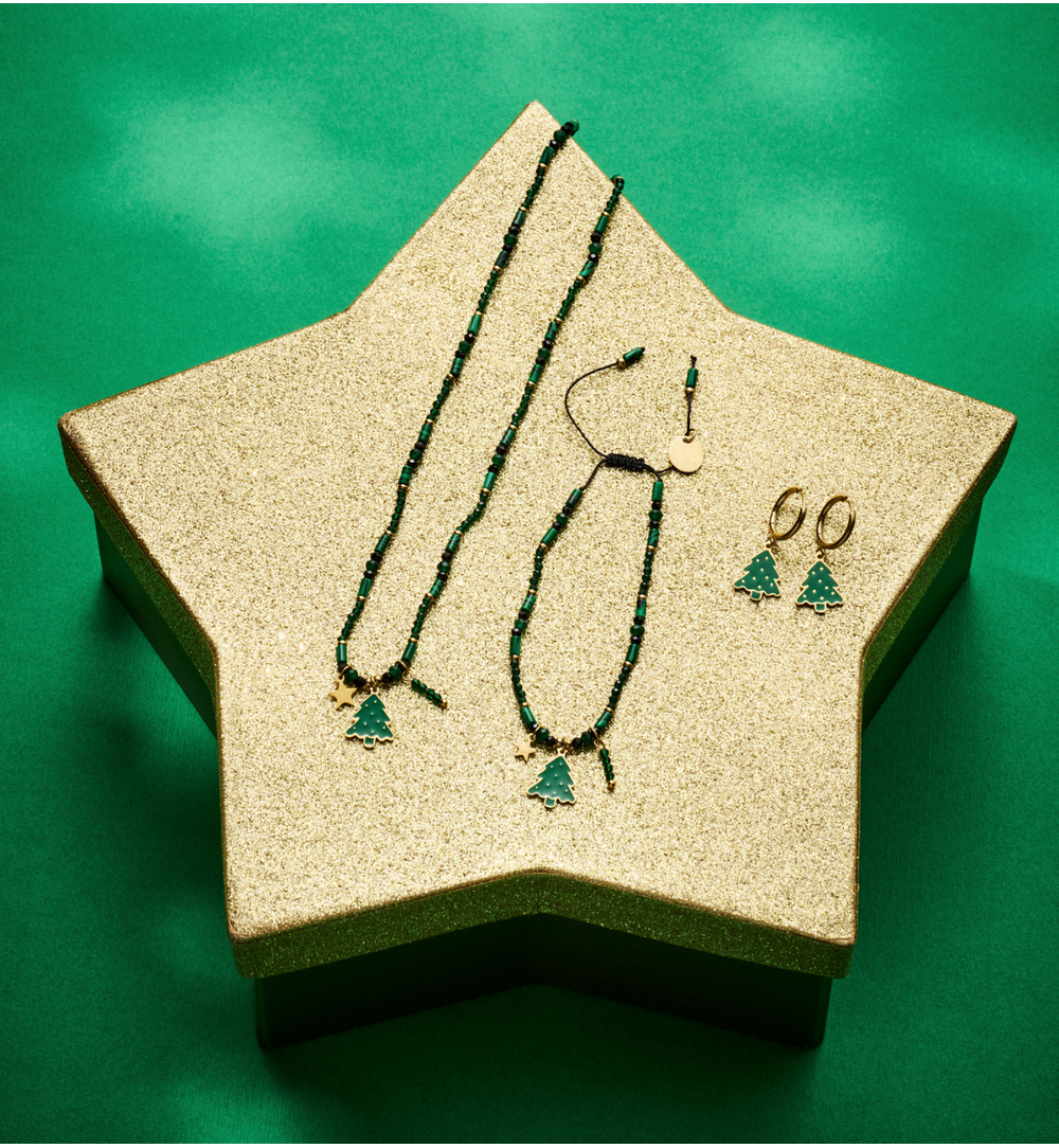 Naszyjnik z zielonych i czarnych kamieni z choinką NTW1397