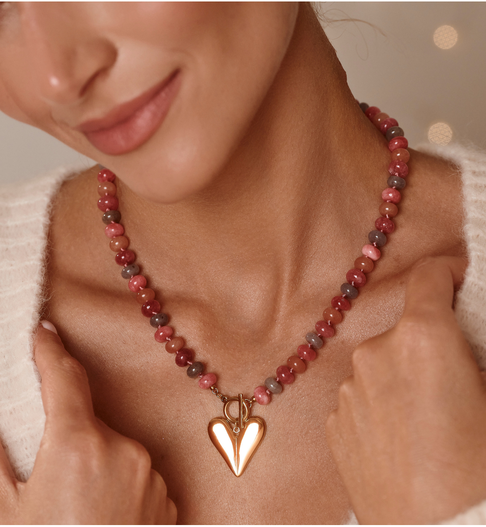 Naszyjnik z różowymi jadeitami i sercem NPA1491
