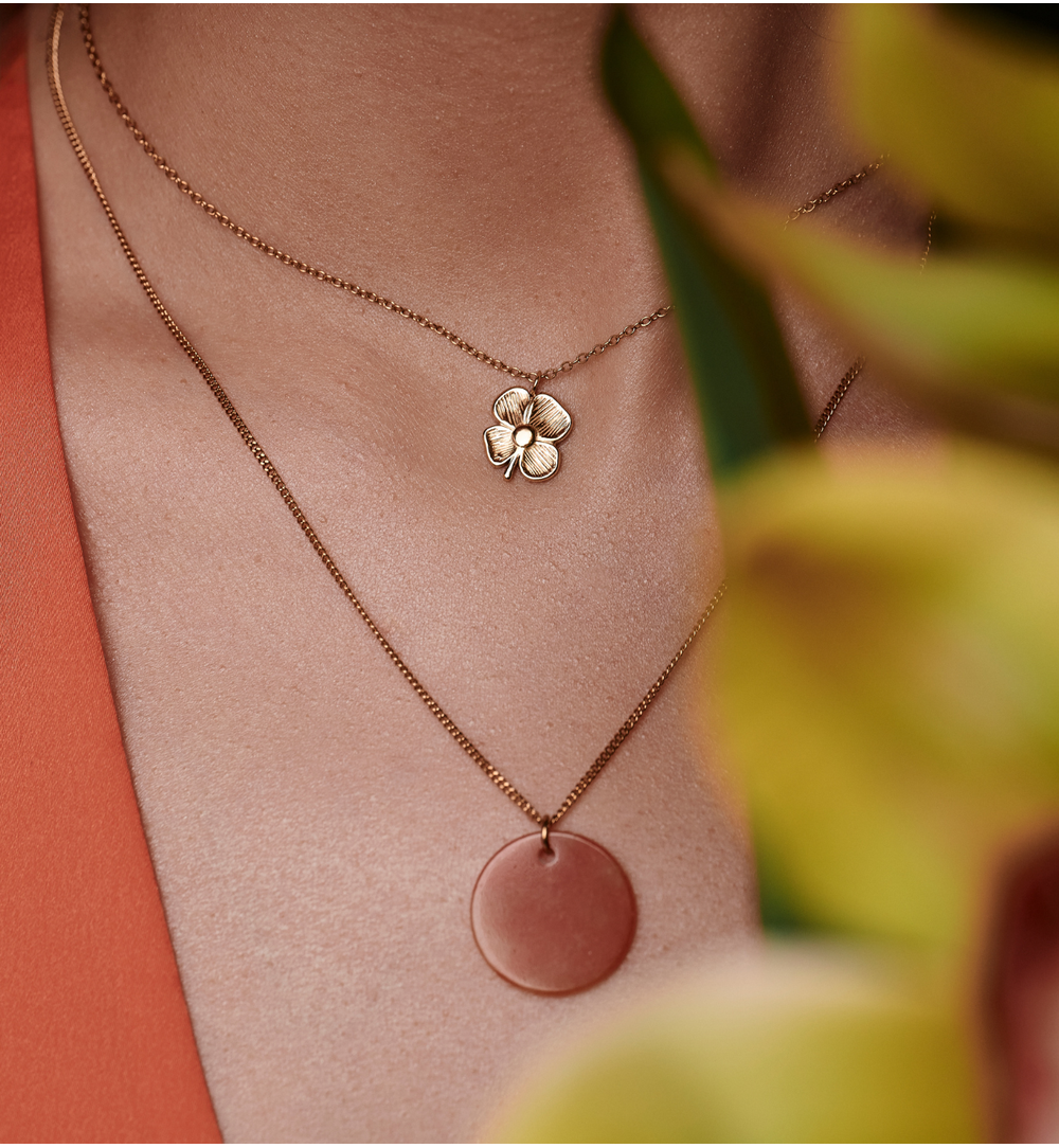 Naszyjnik z pomarańczową okrągłą zawieszką z awenturynu NPA1606