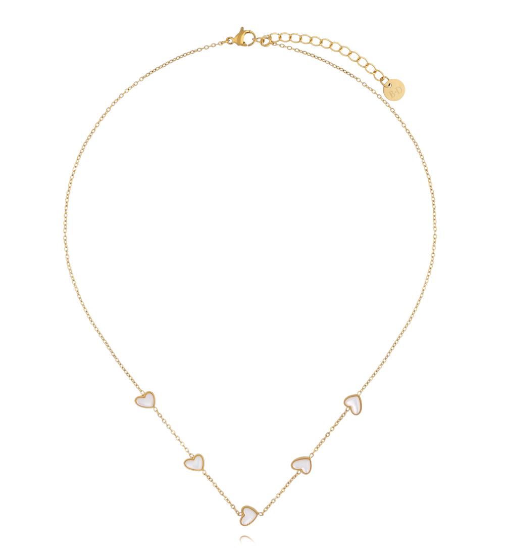 Naszyjnik z drobnymi serduszkami i masą perłową NSY0852