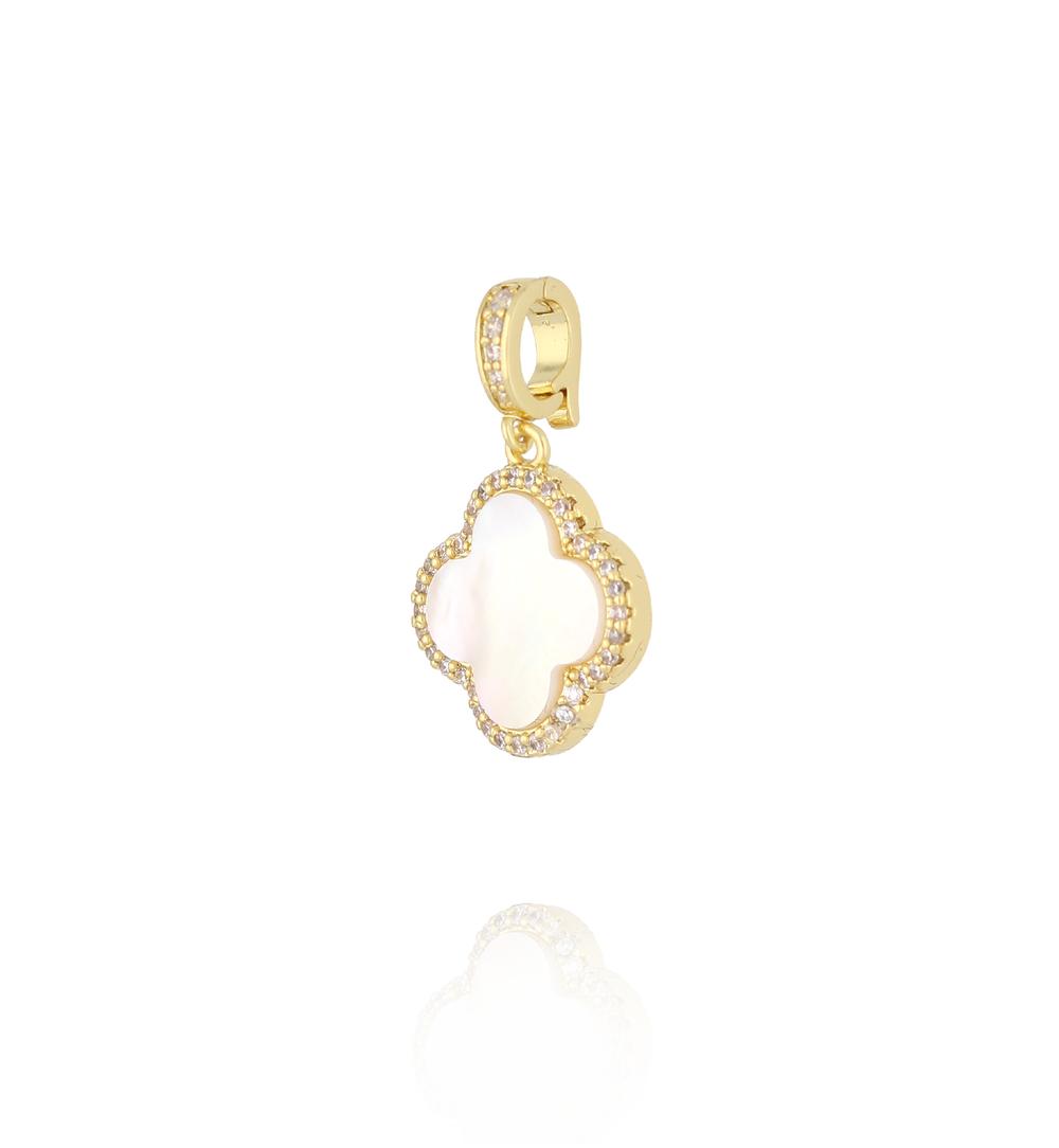 Charms złota koniczyna z masą perłową i cyrkoniami CHSS0058