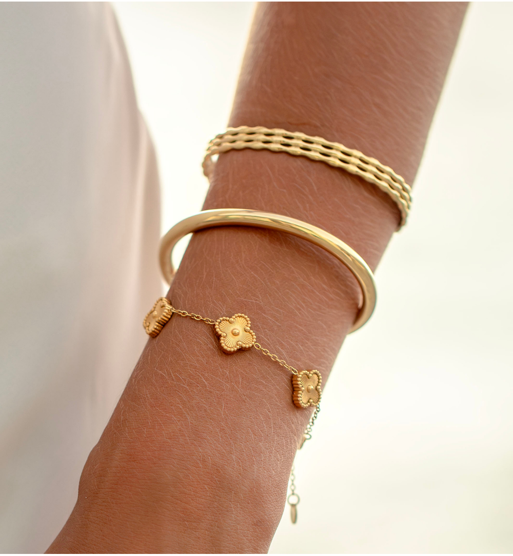 Bransoletka ze złotymi koniczynkami Clovers BSY0122