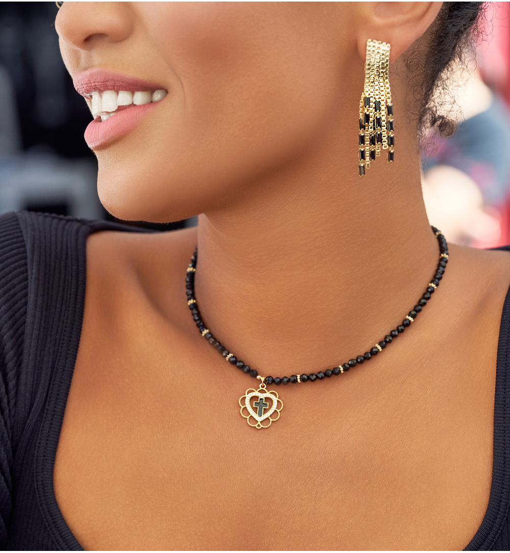 Naszyjnik czarny z sercem Funchal NTW0865