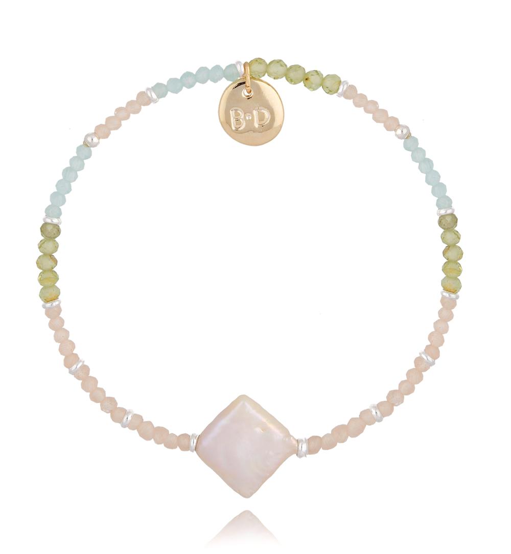 Bransoletka pastelowa z perłą BTW0413