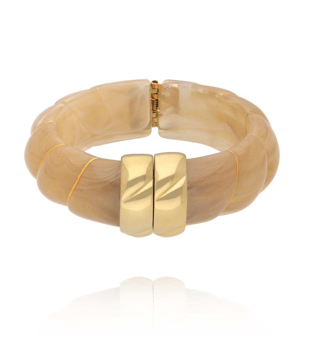 Bransoletka w odcieniu ciepłego karmelu ze złotym zapięciem BEU0004