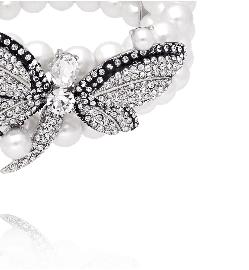 Bransoletka z perłami i ozdobnym Motylem BPE0171