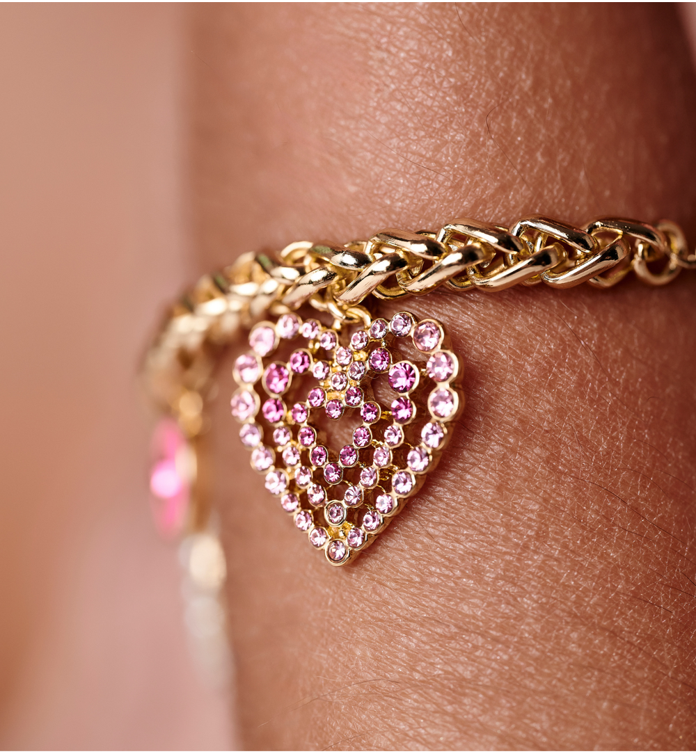 Bransoletka z zawieszkami w kształcie serc BSS0271