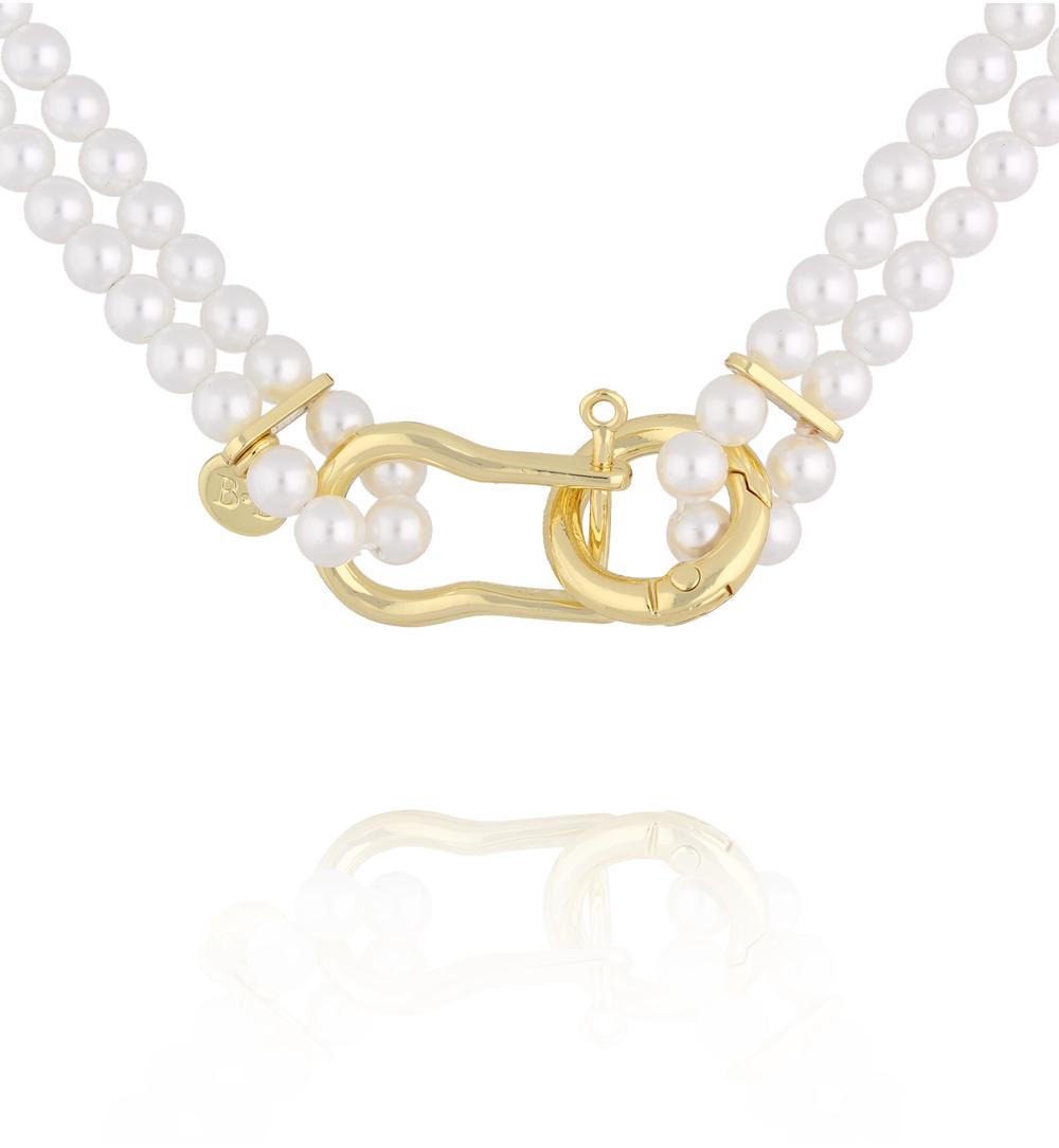 Naszyjnik dwurzędowy z pereł z ozdobnym złoconym zapięciem NPE0388