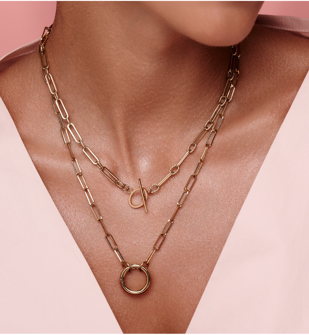 Naszyjnik – złoty łańcuch z zapięciem typu toggle NEA0043