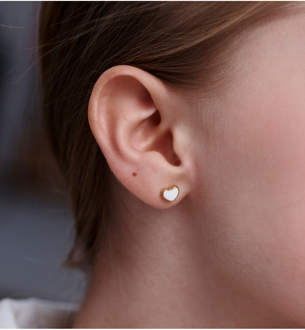 Kolczyki serduszka w bieli KSY0481