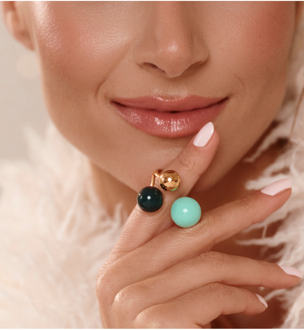 Pierścionek z kulkami w odcieniach mięty i butelkowej zieleni PSA1126