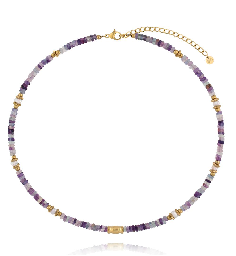 Naszyjnik z fluorytu i pereł słodkowodnych ze złotymi detalami NEA0079