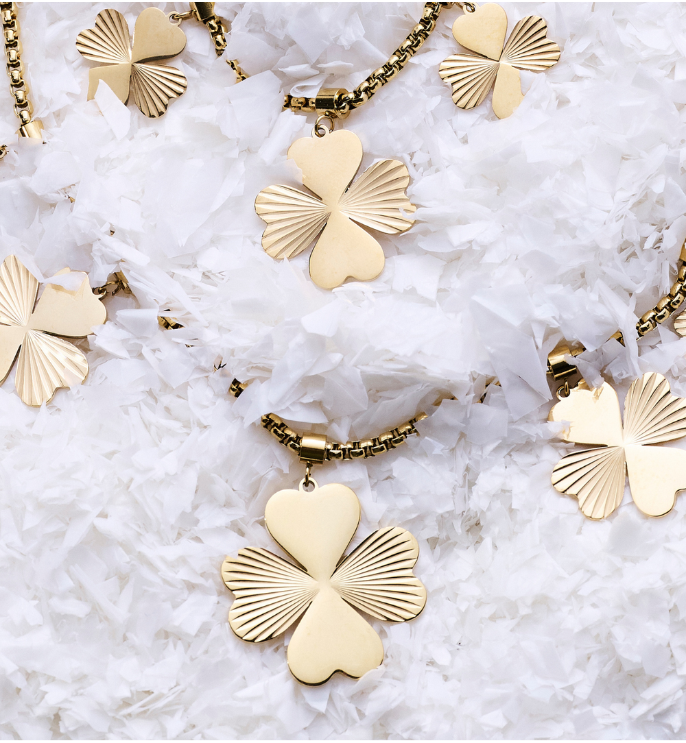 Naszyjnik z koniczynkami złoty NEA0039