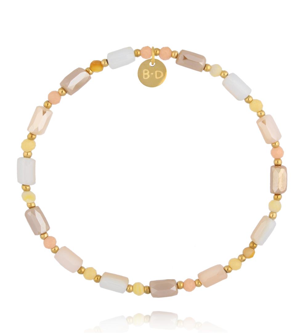 Bransoletka z pastelowych szklanych kryształków w odcieniach beżu BTW3595