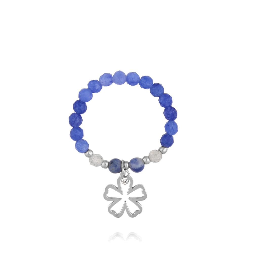 Pierścionek z niebieskich kamieni z zawieszką koniczynki PTW0638