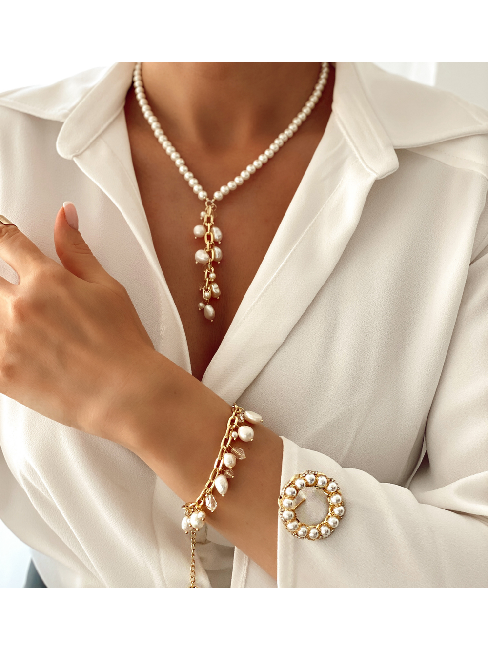 Broszka złota z perłami i kryształkami Classic Pearl BRPE0008