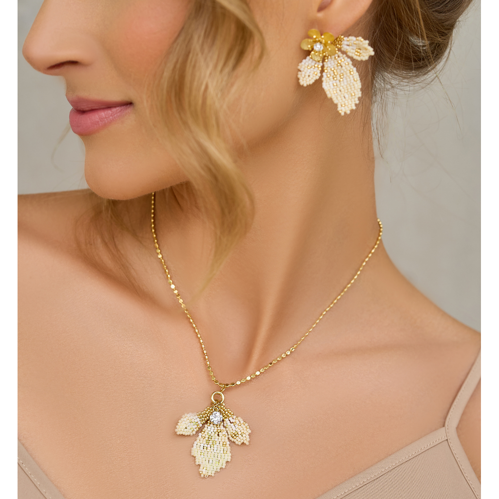 Zestaw biżuterii z kremowymi kwiatkami Floral Leaf  Z0193