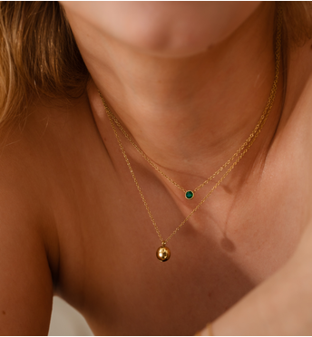 Zestaw minimalistycznych złotych naszyjników Z0526