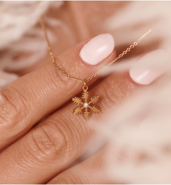 Naszyjnik ze śnieżynką złoty NSY0712