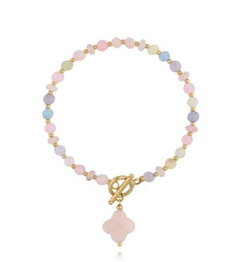 Bransoletka z morganitami z koniczynką i złotym zapięciem BPA0634