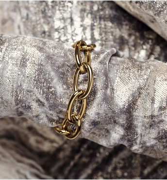 Bransoletka z masywnych ogniw w złotym kolorze BEA0059