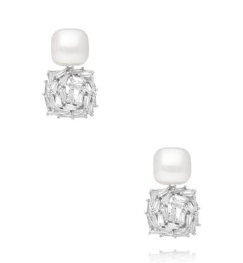 Kolczyki z perłą i kryształową kostką – srebrne wykończenie KLU0203