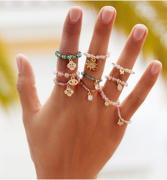 Pierścionek z różowym kwarcem i motylkiem Misha PSC0285