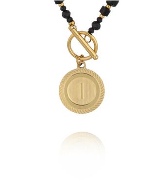Naszyjnik z czarnymi kamieniami i zawieszką z literką I NTW1590