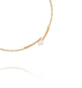 Bransoletka z perłą zamkniętą w złotych liniach BSY0644