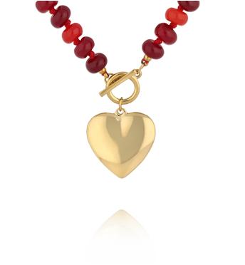 Naszyjnik z czerwonych kamieni i złotym sercem NPA1498