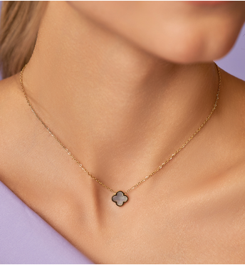 Naszyjnik złoty z koniczynką z masą perłową Heureux NSA1075