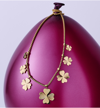 Naszyjnik z koniczynkami złoty NEA0039