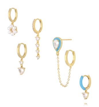 Zestaw pięciu kolczyków błękitno kryształowych KMB0056