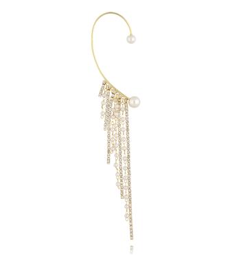 Kolczyk na ucho z perłami i łańcuszkami KPE0204