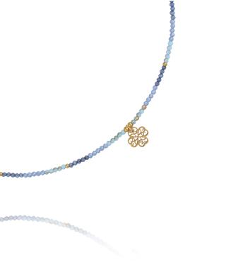 Naszyjnik z niebieskiej cyrkonii i szklanych kryształków z ażurową zawieszką – rozetka NTW1628
