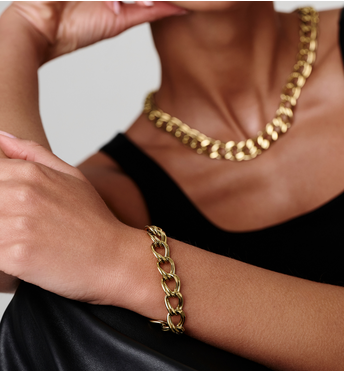 Bransoletka z podwójnych ogniw w złotym kolorze BEA0061