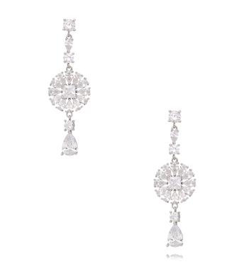 Kolczyki wiszące z cyrkoniami w srebrnym wykończeniu KLU0193