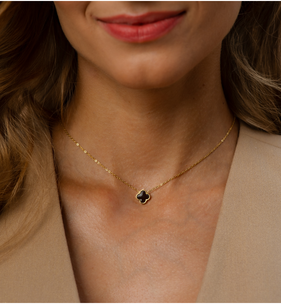 Naszyjnik z koniczynką z czekoladową emalią NSA1342