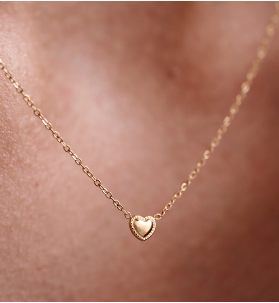 Naszyjnik z drobnym sercem złoty dla mamy NSY0760