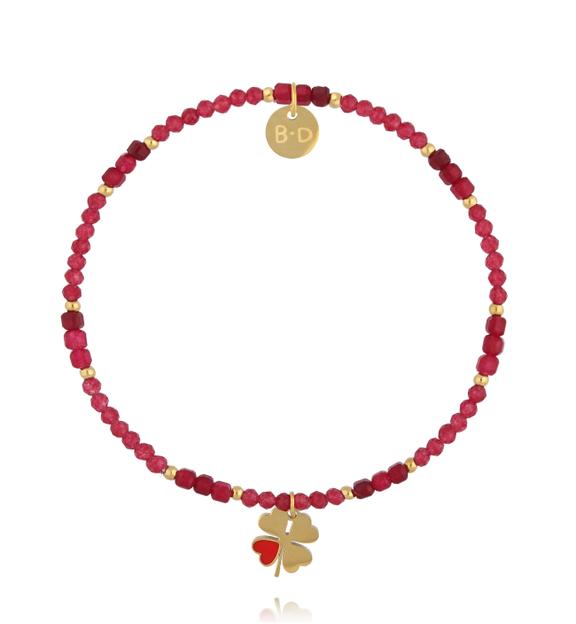 Bransoletka z czerwonego jadeitu z zawieszką koniczyny BTW3575