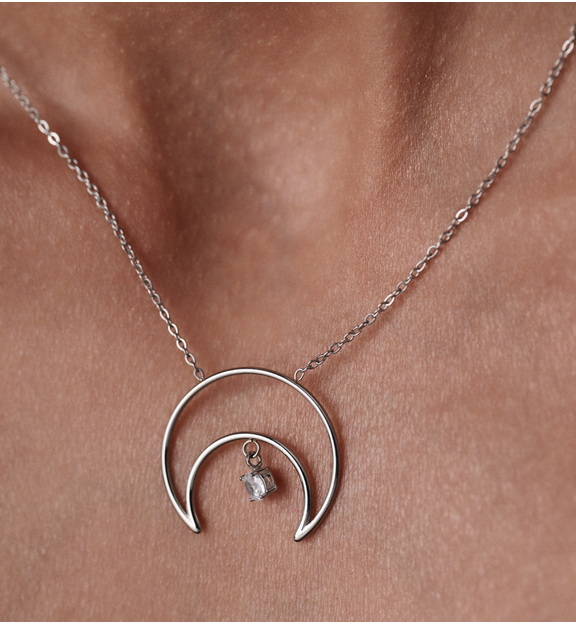 Naszyjnik z księżycem srebrny Malou NSA0802