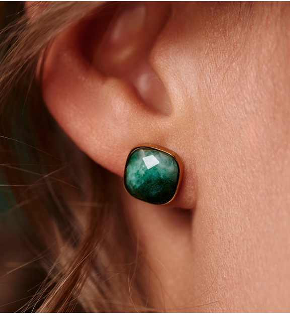 Kolczyki kwadraciki z jadeitami Bali Breeze KPA0246